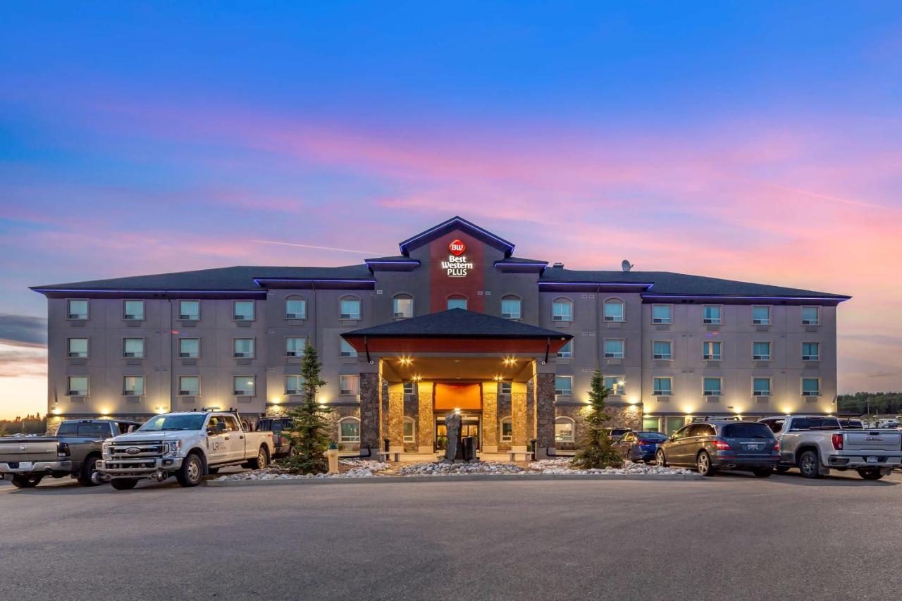 ホテル ベストウェスタン プラス エグゼクティブ レジデンシー Drayton Valley エクステリア 写真
